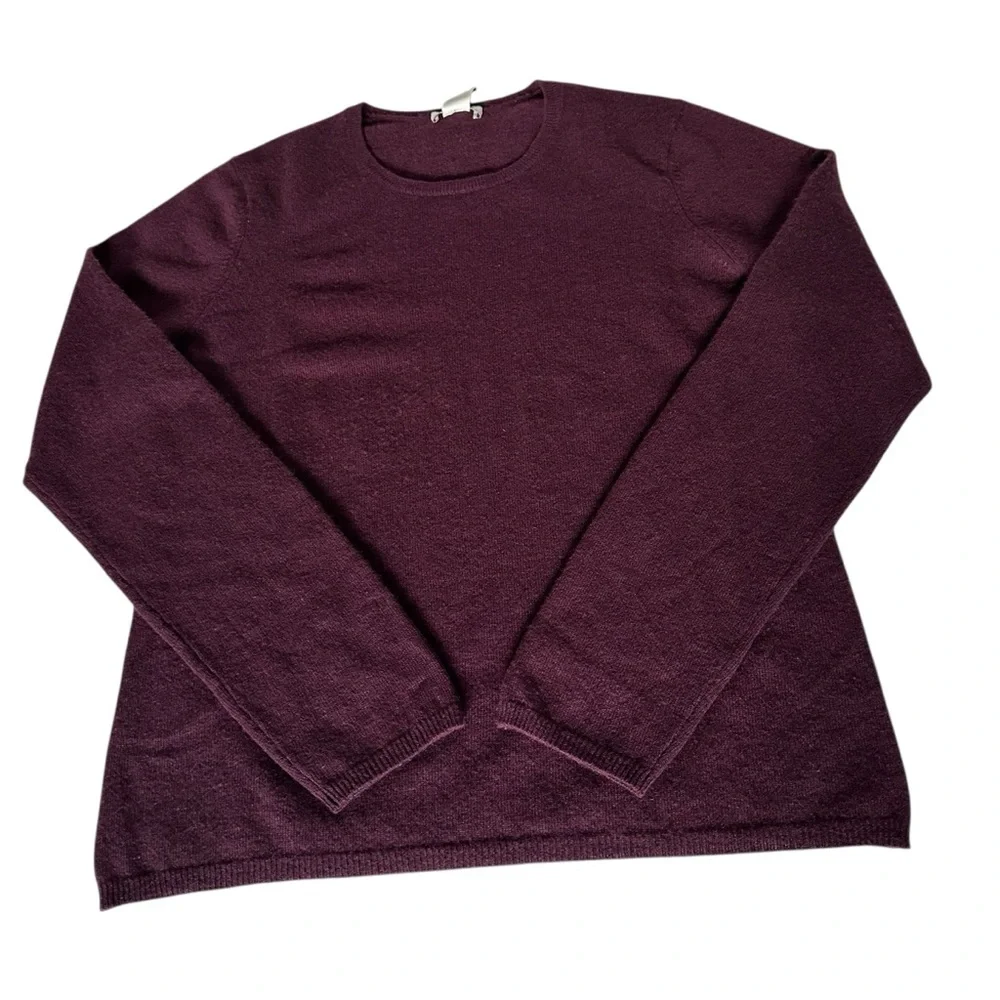 VTG. Tweeds Wine Burgundy Cashmere Classic Crewneck Sweater